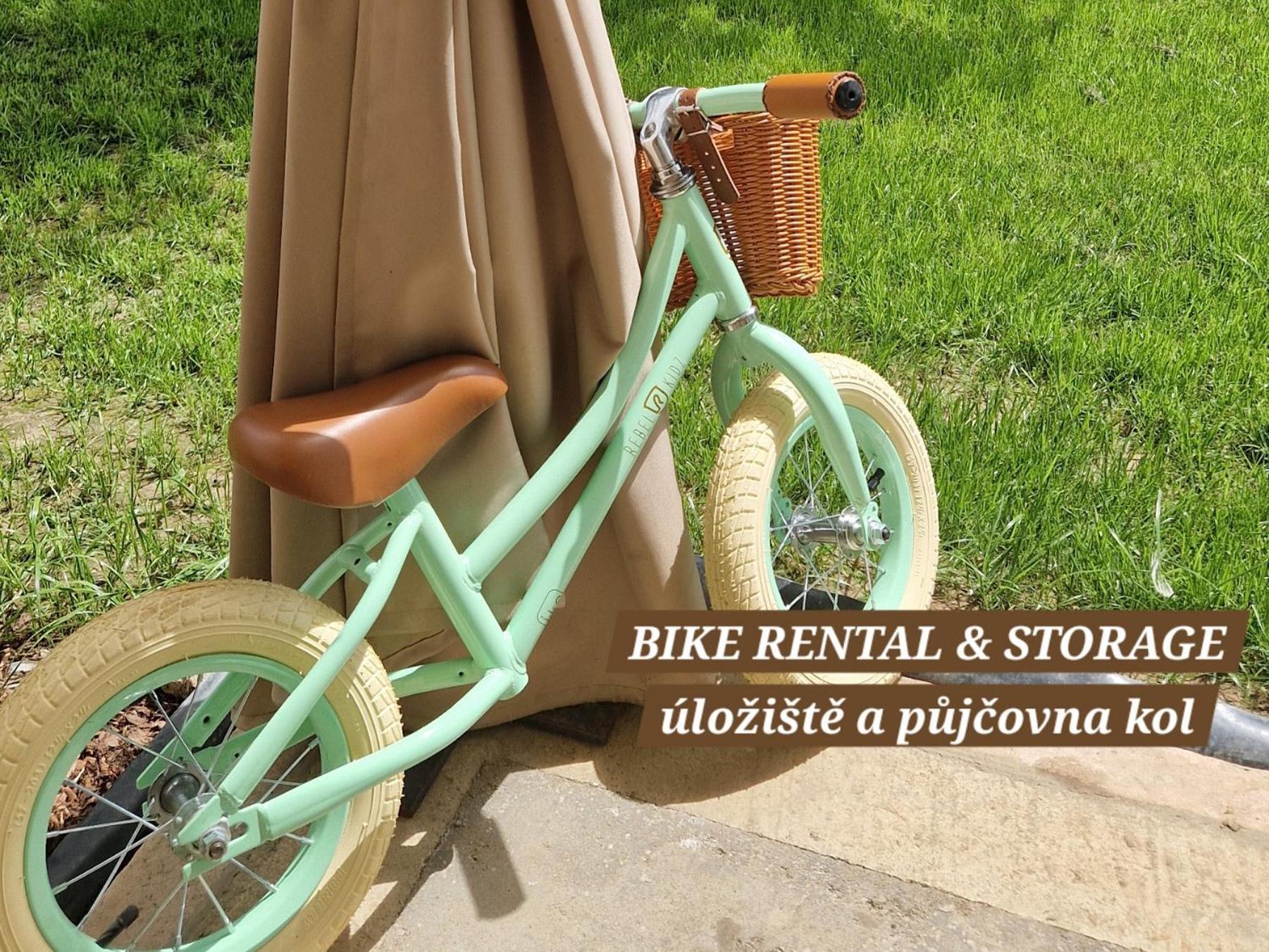 Villa Follemira Cz - Kitchen - Garden - Bike Storage Pěnčín Kültér fotó